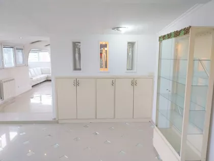 Jurija Gagarina 150 | 4zida.rs