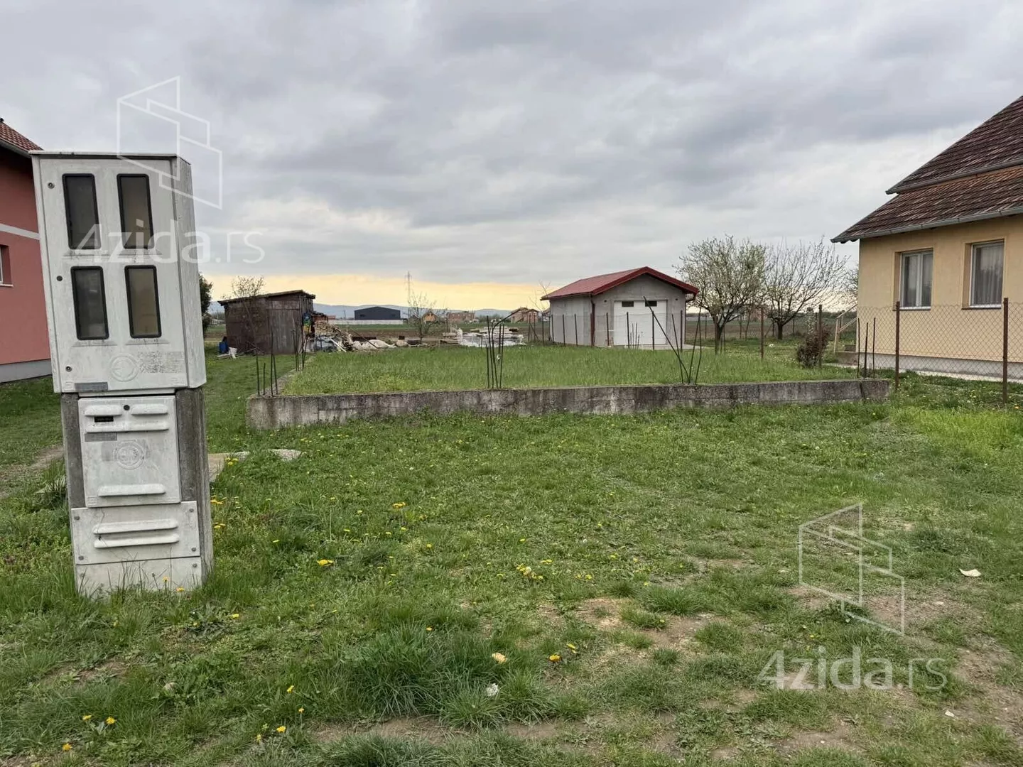 Građevinsko zemljište | 4zida