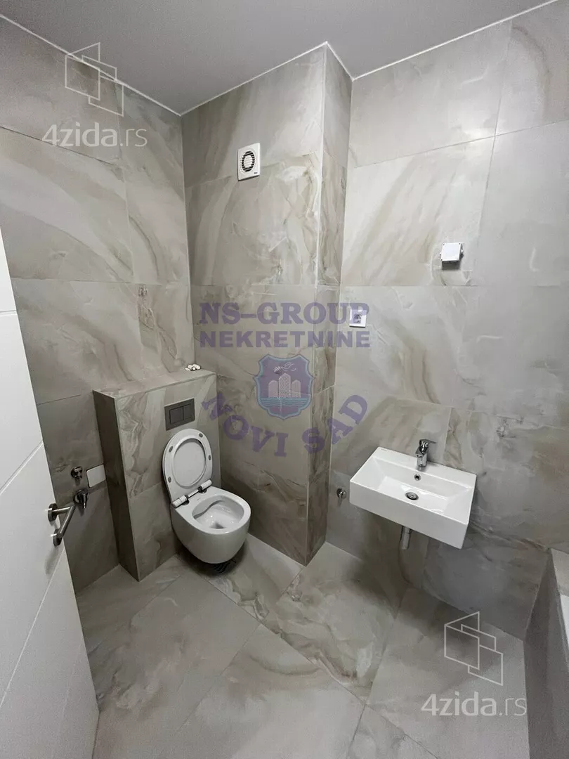 Petosoban stan | 4zida