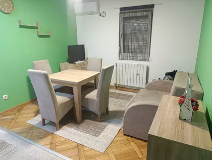 Vareška 33 | 4zida.rs