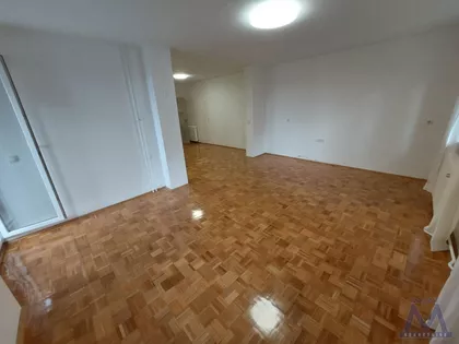 Bulevar Patrijarha Pavla (Somborski Bulevar) | 4zida.rs