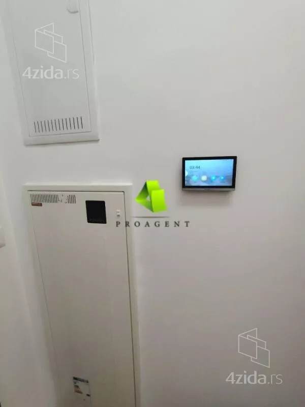 Garsonjera | 4zida