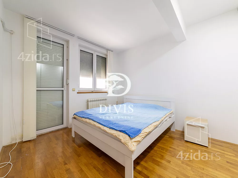 4-etažna kuća | 4zida