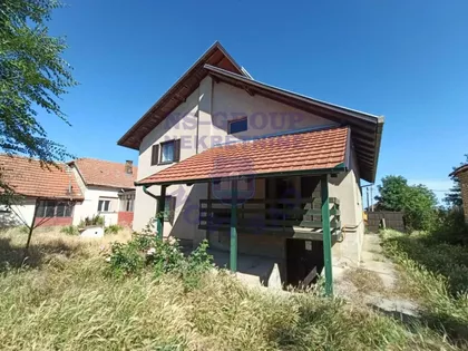 Čurug | 4zida.rs