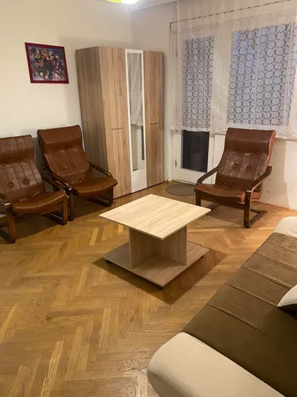 Prištinska 53 | 4zida.rs