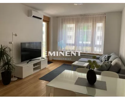 Tadije Sondermajera | 4zida.rs