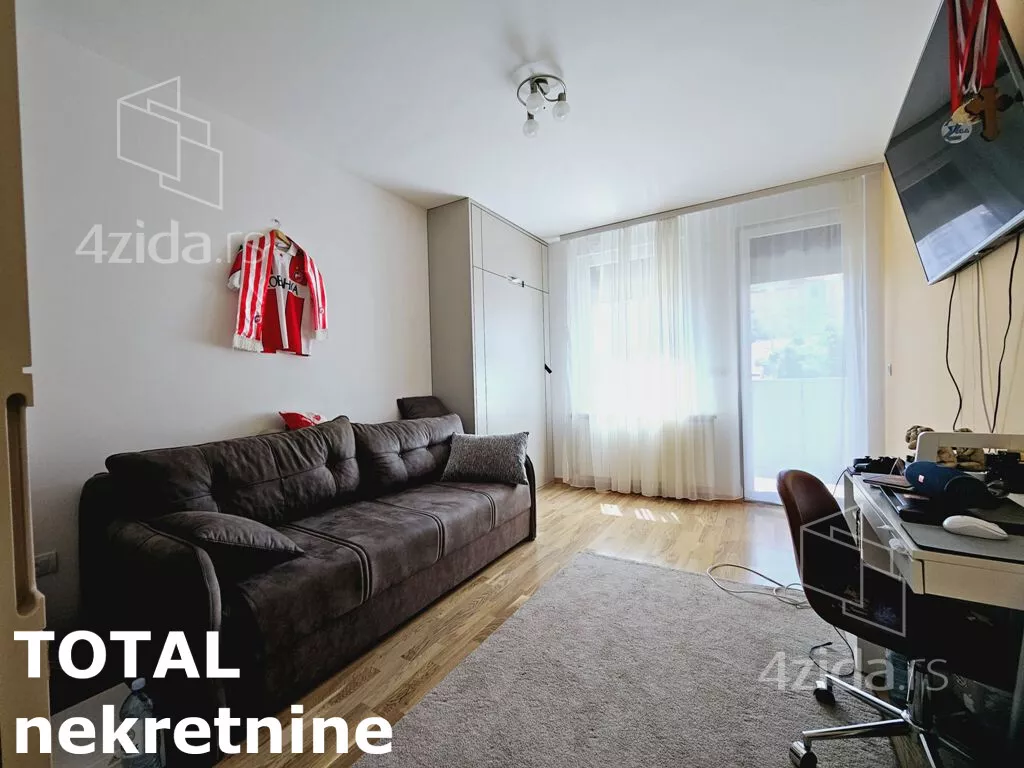 Petosoban stan | 4zida