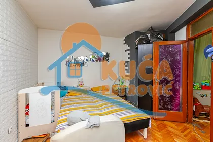 Sinđelićev trg | 4zida.rs
