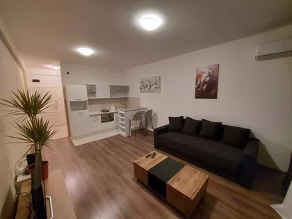 Obrenovićeva 10 | 4zida.rs