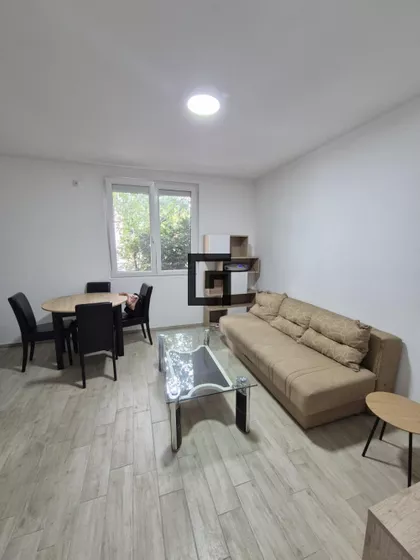 Braće Ribnikar | 4zida.rs