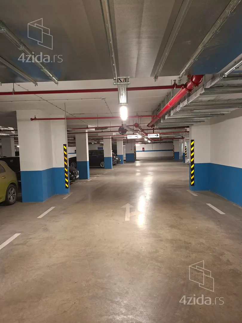 Parking | 4zida