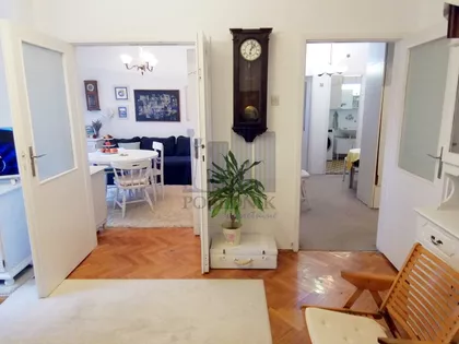 Studentski Trg | 4zida.rs