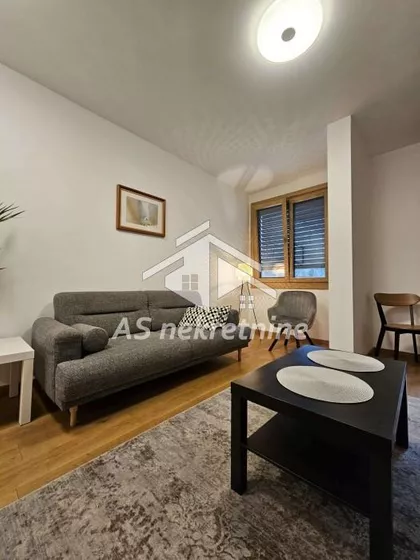 FON - Voždovac | 4zida.rs