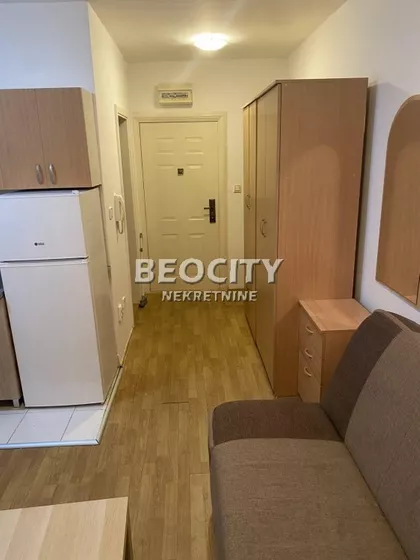 Alekse Šantića | 4zida.rs