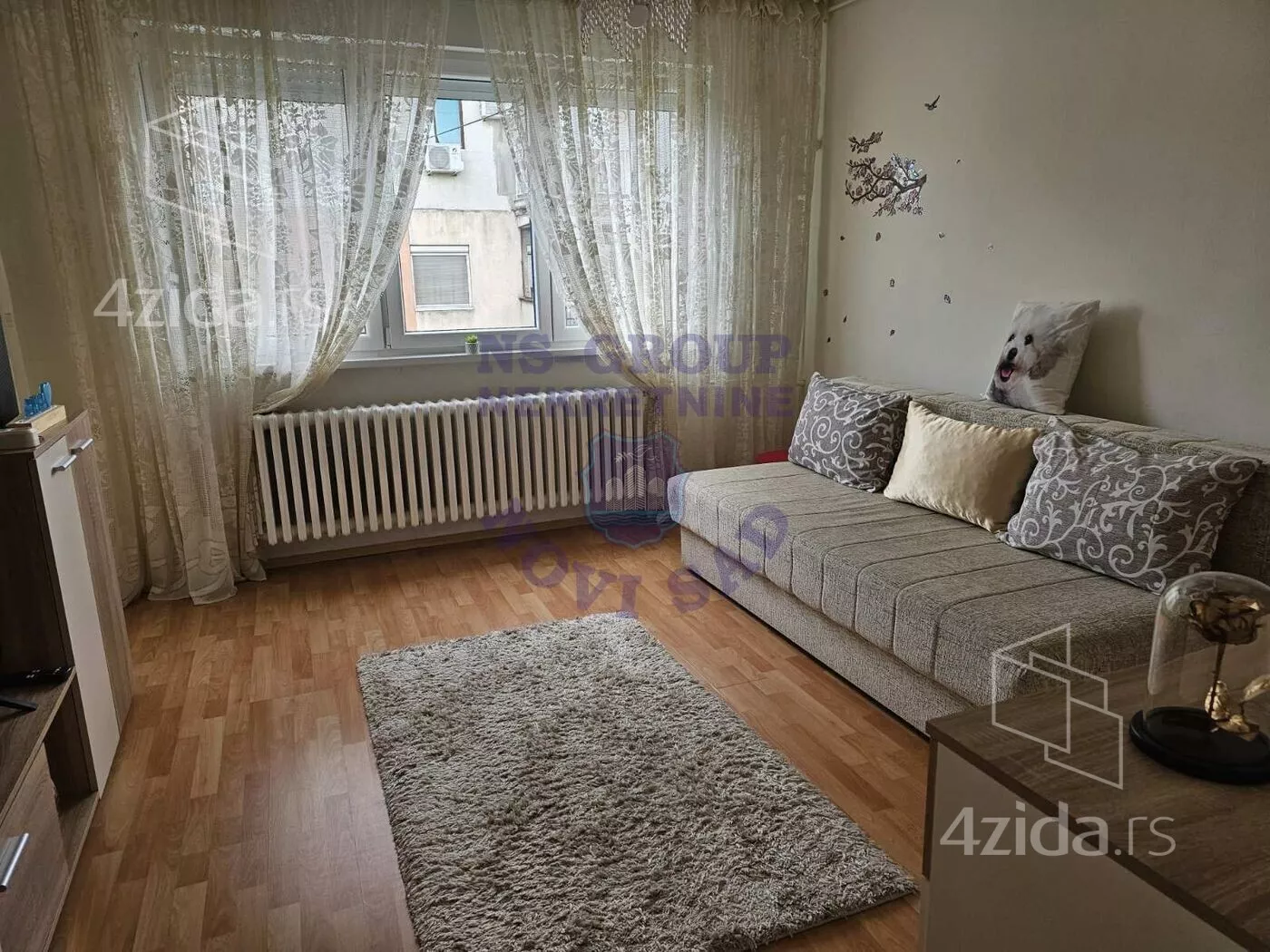 Dvoiposoban stan | 4zida