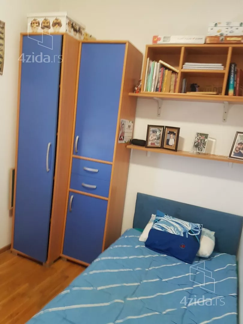 Troiposoban stan | 4zida