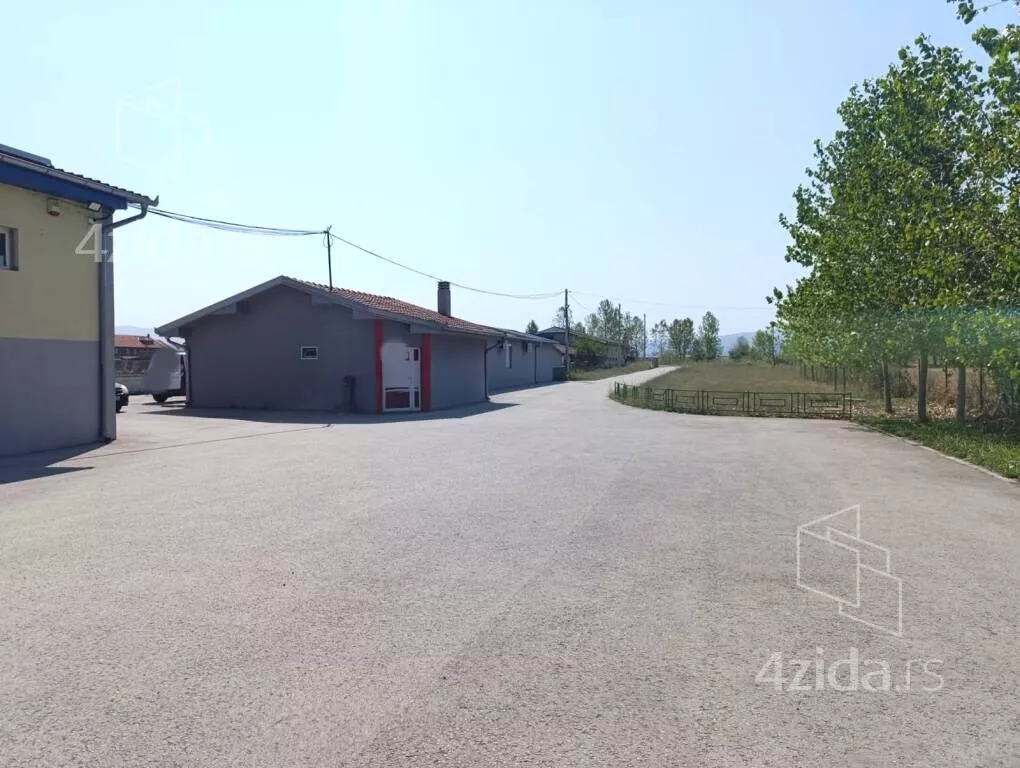 Poslovni prostor | 4zida