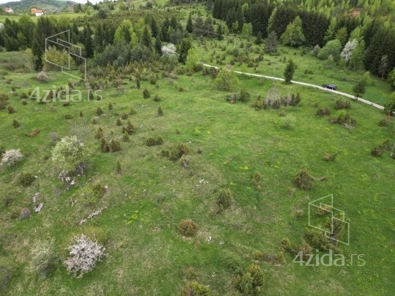 Plac | 4zida