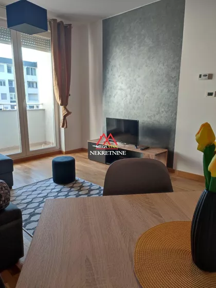 Branka Bajića | 4zida.rs