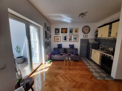 Janka Veselinovića | 4zida.rs