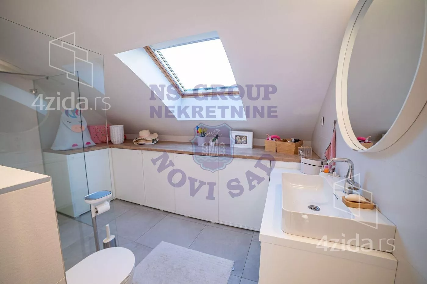 Petosoban stan | 4zida