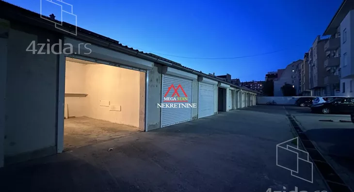 Garaža | 4zida