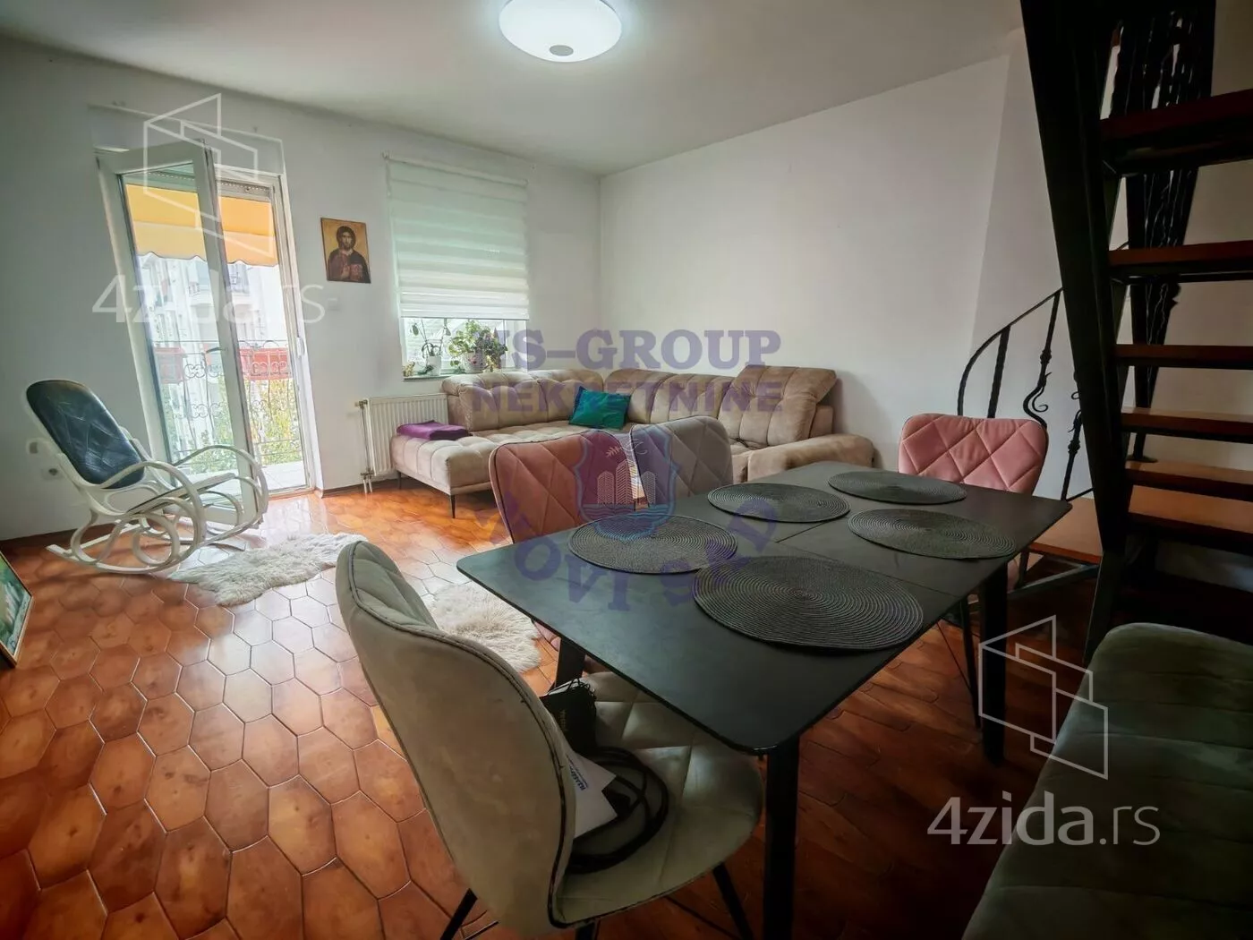 Petosoban stan | 4zida