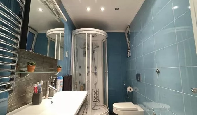 Šestosoban stan | 4zida