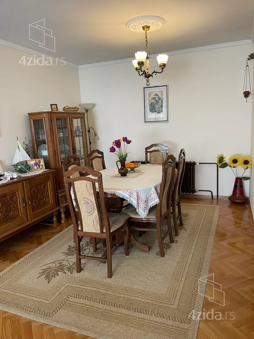 3-etažna kuća | 4zida