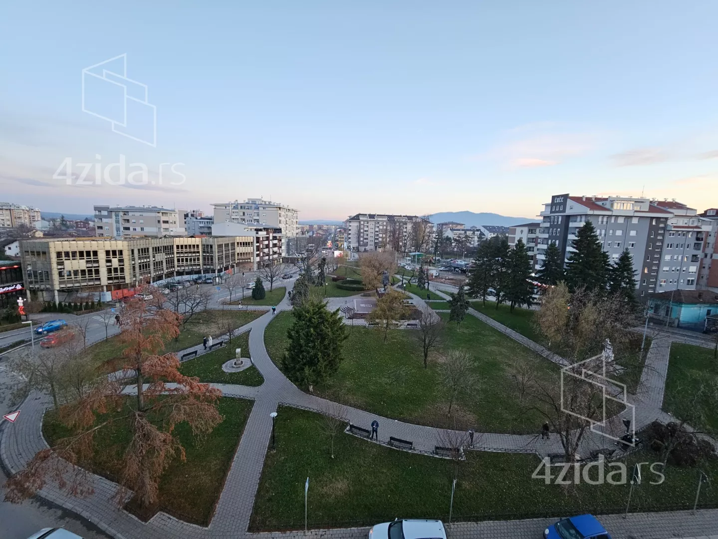 Dvoiposoban stan | 4zida