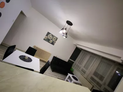 Kneza Lazara 5 | 4zida.rs