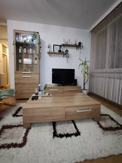 Nikšićka 6 | 4zida.rs