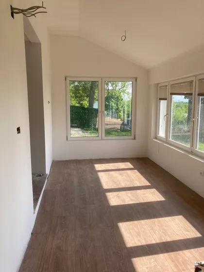 Nikole Tesle | 4zida.rs