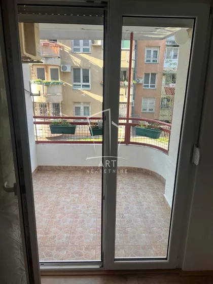 Petra Lekovića | 4zida.rs