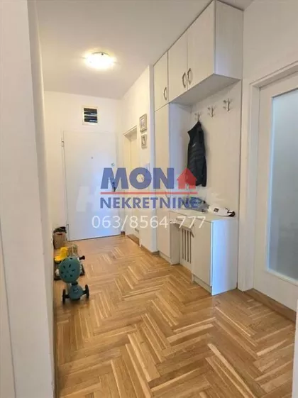 Nedeljka Gvozdenovića | 4zida.rs