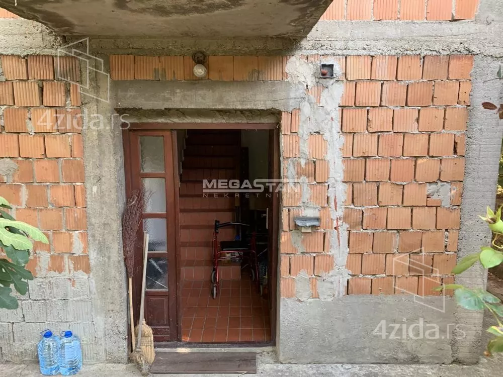 4-etažna kuća | 4zida