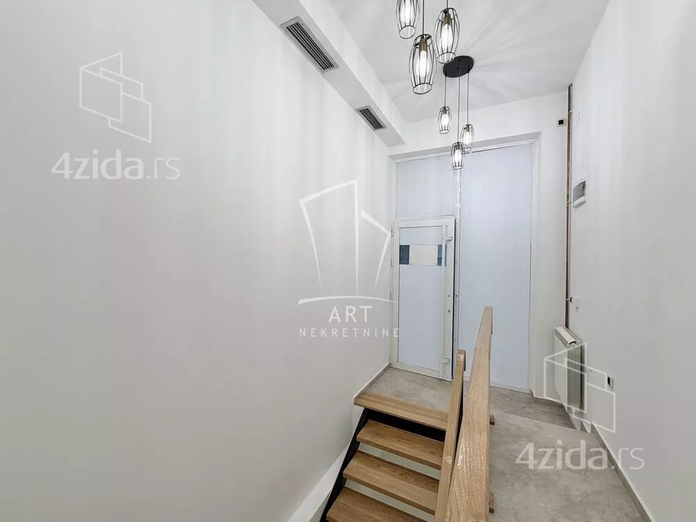 Lokal | 4zida