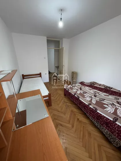 Pariske Komune | 4zida.rs