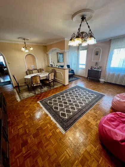 Crnotravska | 4zida.rs