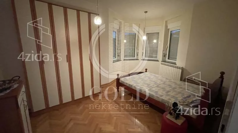 4-etažna kuća | 4zida