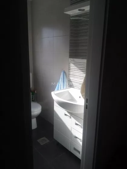 Salvadora Aljendea | 4zida.rs