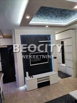 Crveni Krst Vračar | 4zida.rs