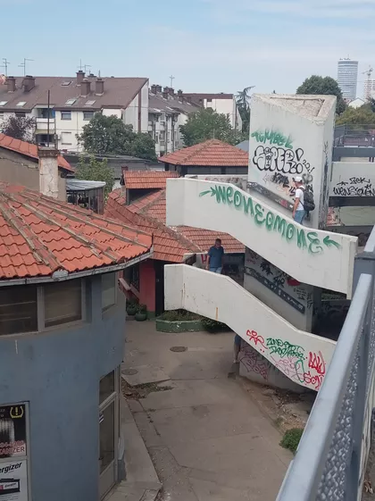 Slovenska | 4zida.rs