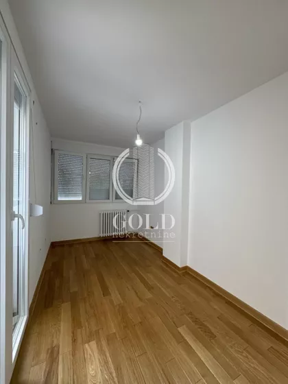 Bulevar oslobođenja | 4zida.rs