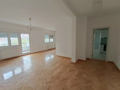 Stefana Prvovenčanog bb | 4zida.rs