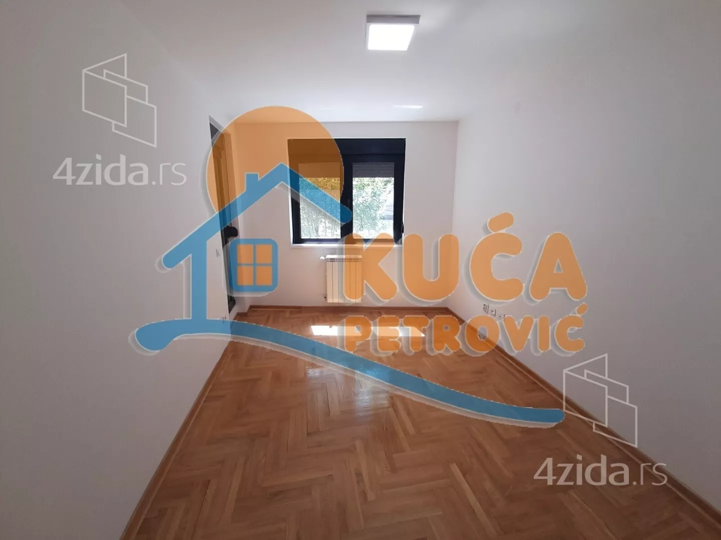 Lokal | 4zida