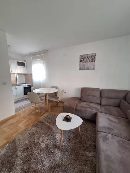 Gradske lokacije | 4zida.rs