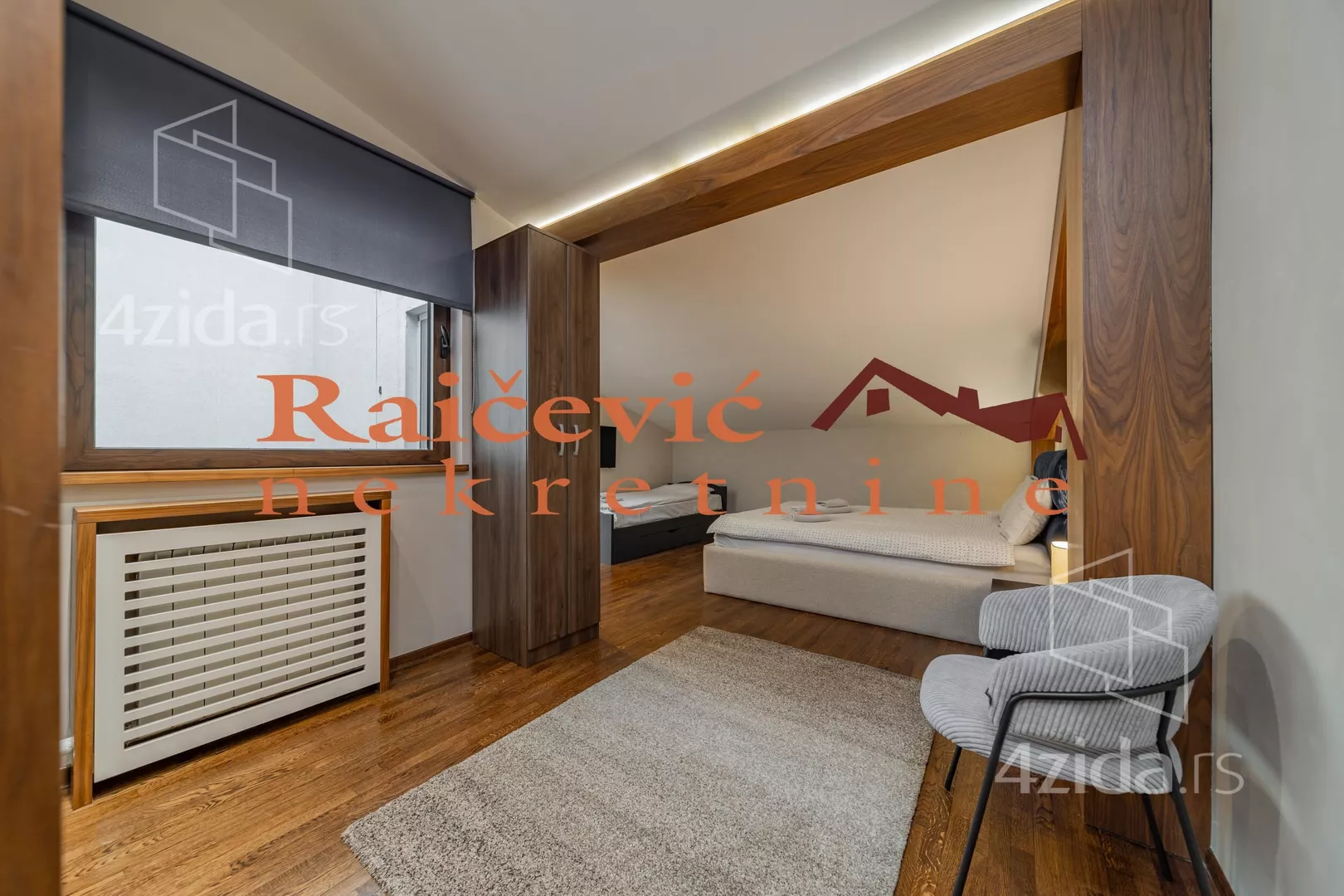 Troiposoban stan | 4zida