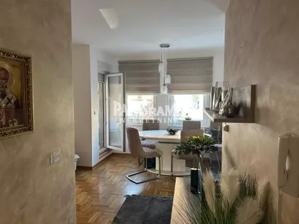 Miodraga Živanova | 4zida.rs