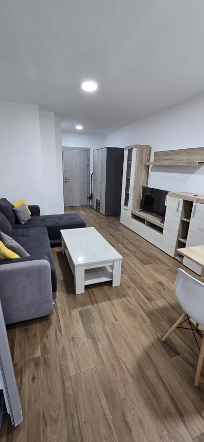 Lajoša Joa 52 | 4zida.rs